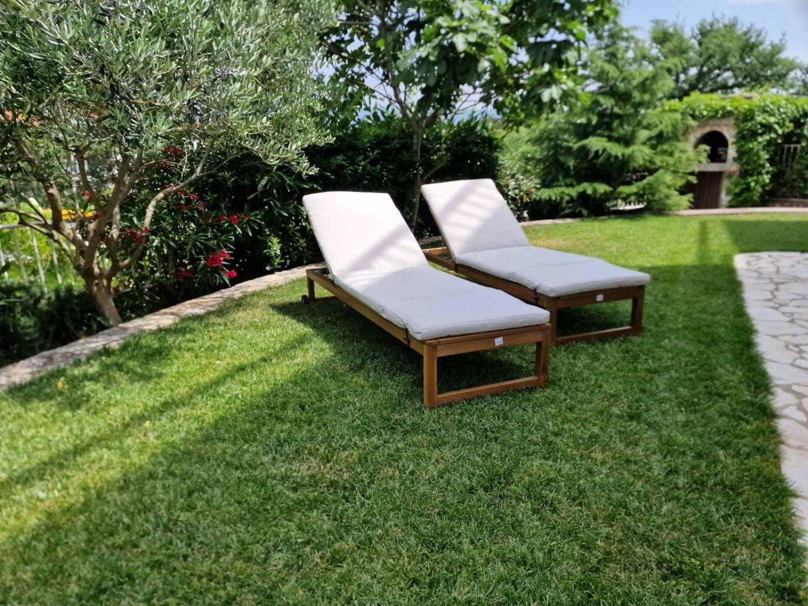 Apartmani Marija Klimno B Luaran gambar